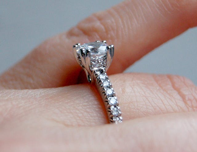 Repairing Platinum Jewelry: Tips For Getting Started